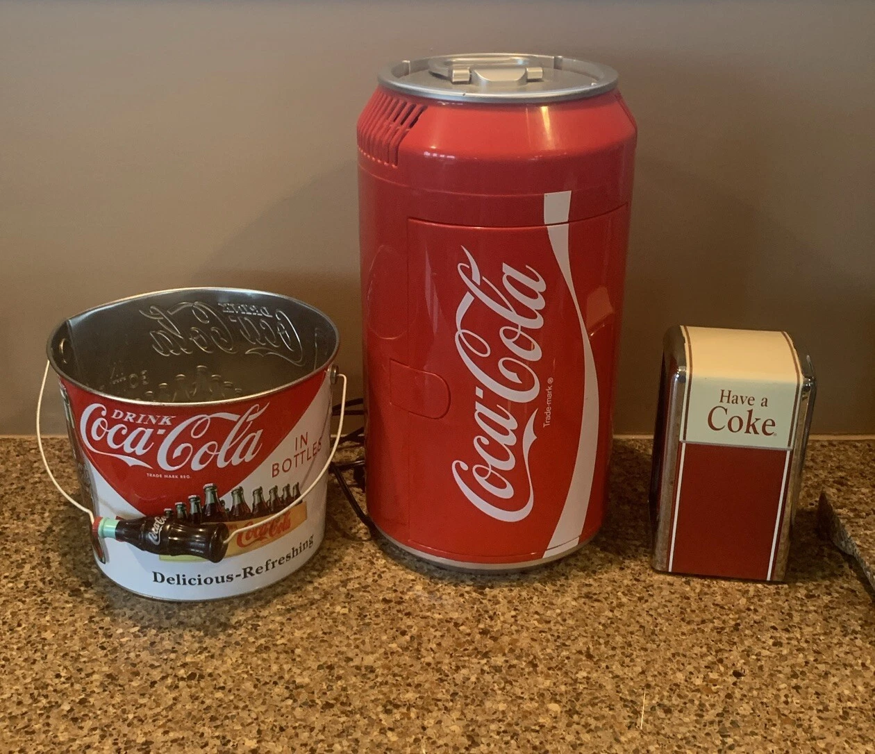 Coca-Cola Portable Can Fridge/Mini Cooler Works GR